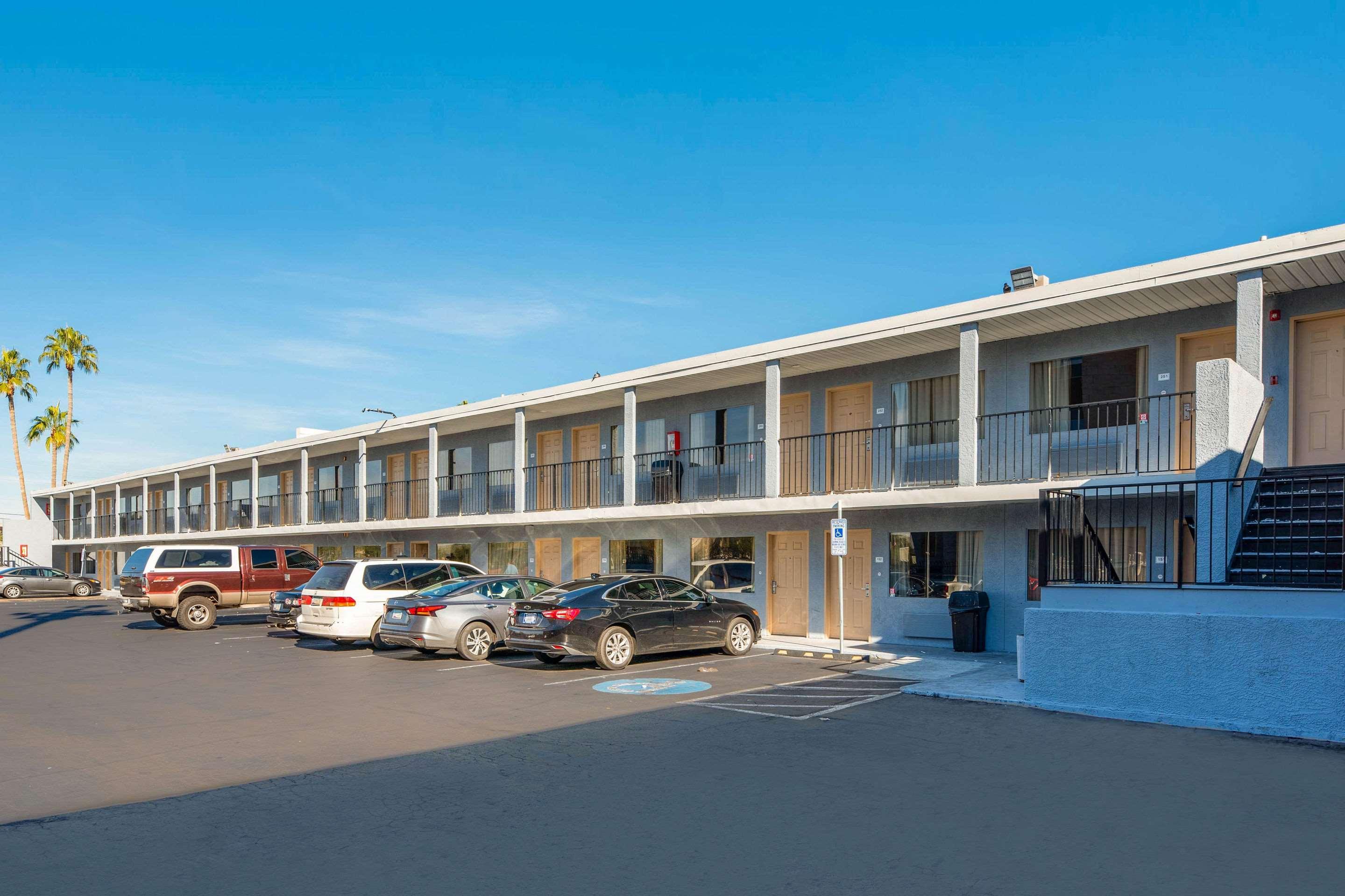 Econo Lodge Phoenix North I-17 Ngoại thất bức ảnh
