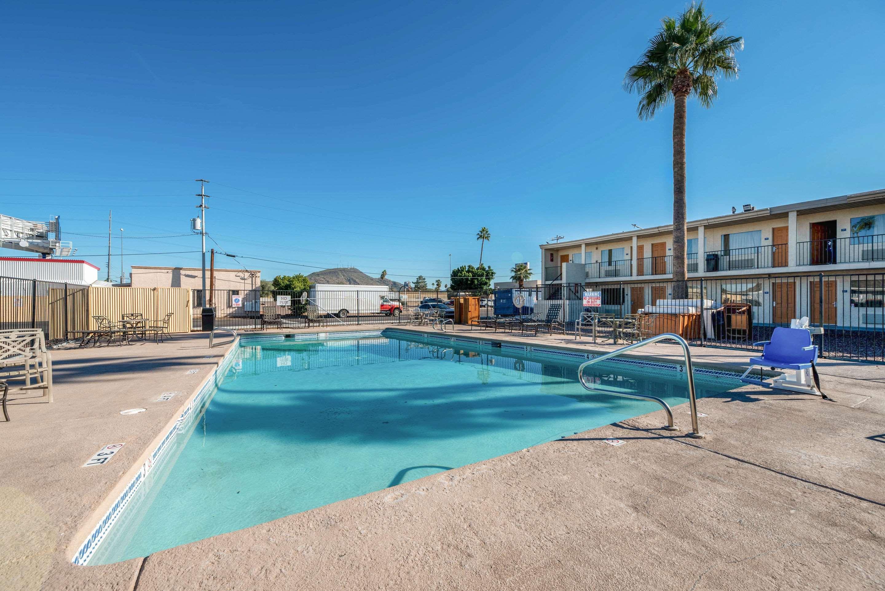 Econo Lodge Phoenix North I-17 Ngoại thất bức ảnh