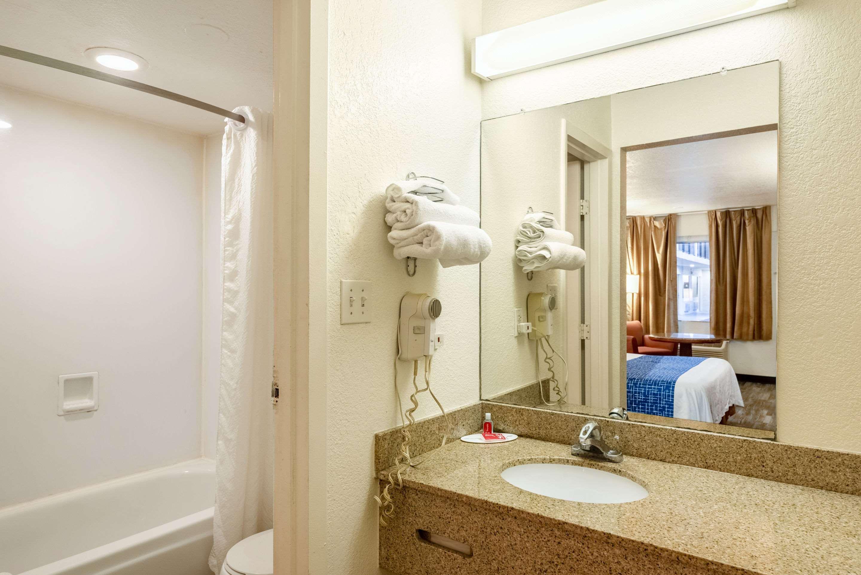 Econo Lodge Phoenix North I-17 Ngoại thất bức ảnh