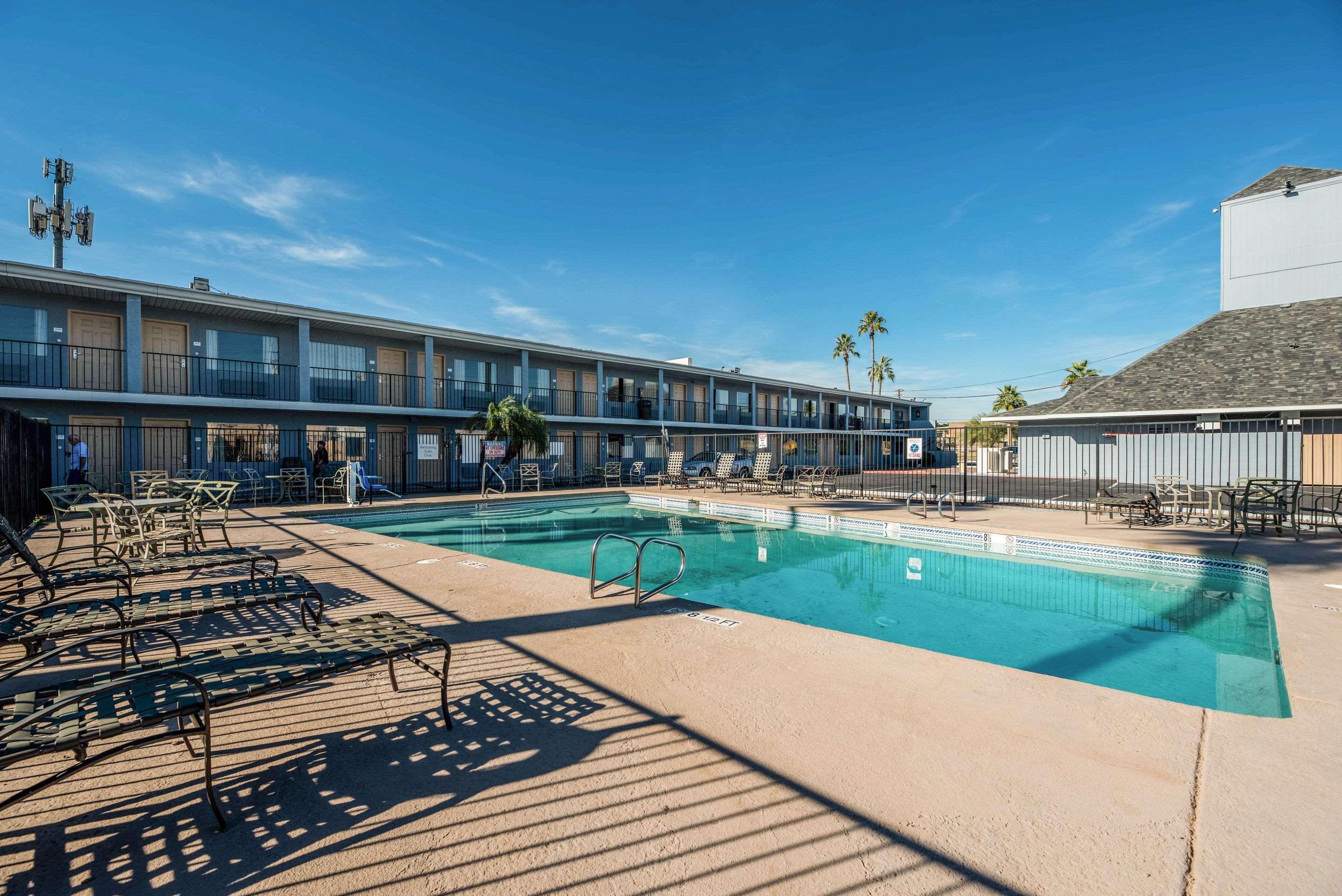Econo Lodge Phoenix North I-17 Ngoại thất bức ảnh